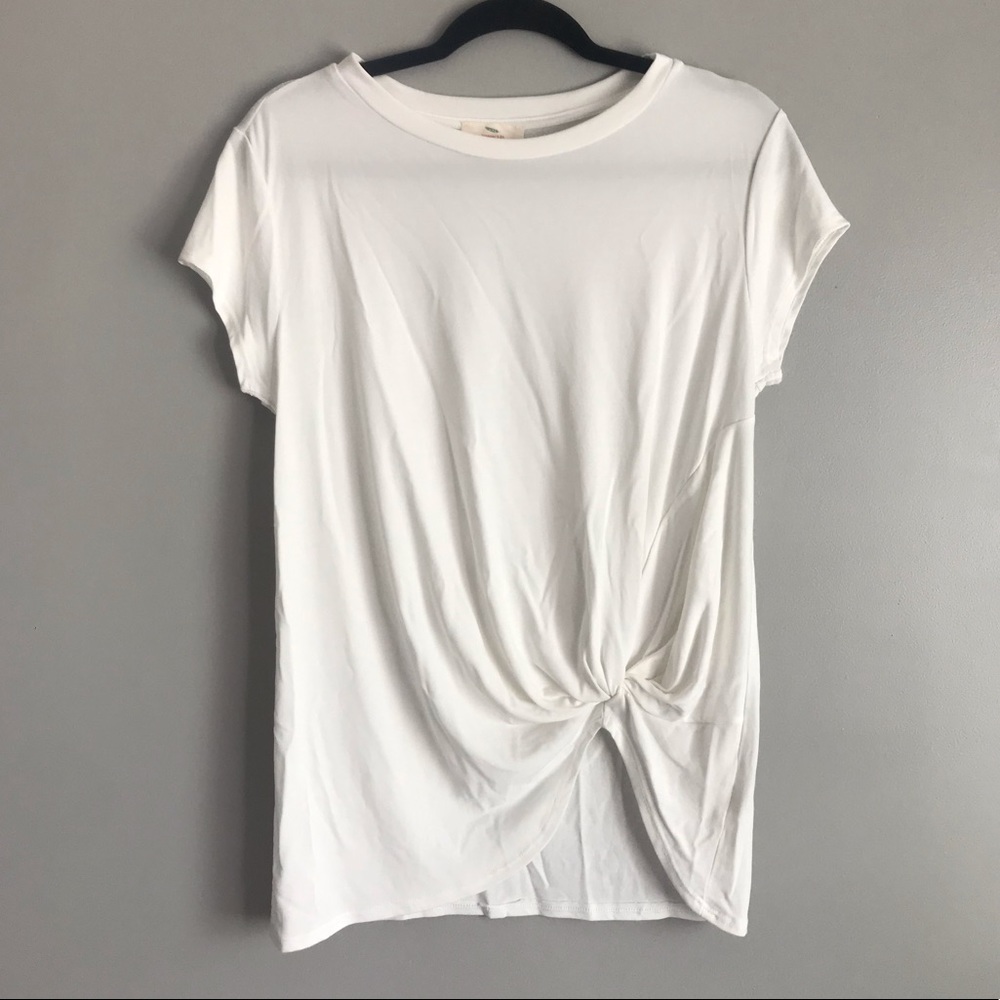 ❗️NEW❗️ White Tee